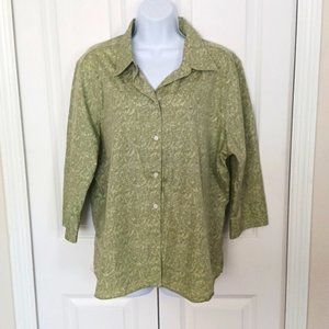 Women's Eddie Bauers Wrinkle Resistant Green Floral Button-up top. Size 2xl.